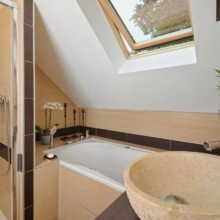 Apartman Loft Architecte Chaleureux Et Spacieux Soucelles