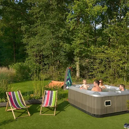 Le Loft Moderne Et Chaleureux Avec Vue Verdoyante Apartamento