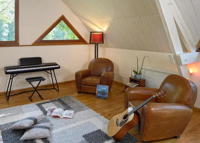 Le Loft Moderne Et Chaleureux Avec Vue Verdoyante *